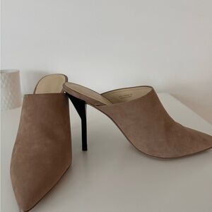 Elegant Tan Mules with Black Heel